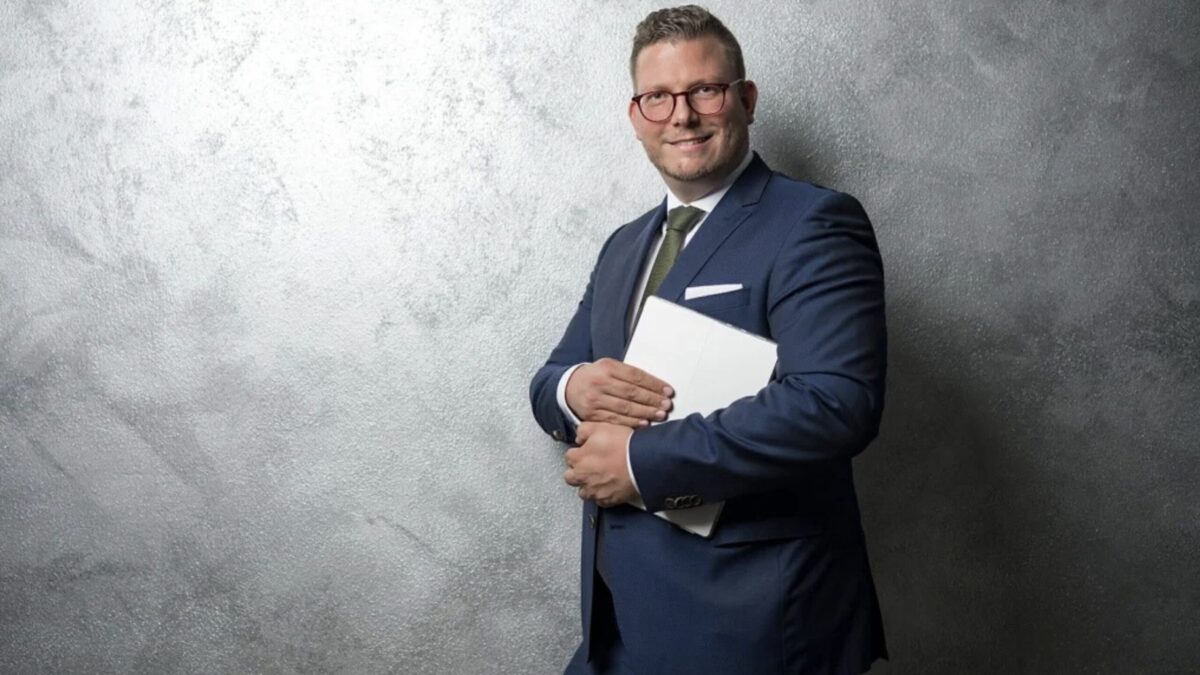 Bernhard-Stefan Müller