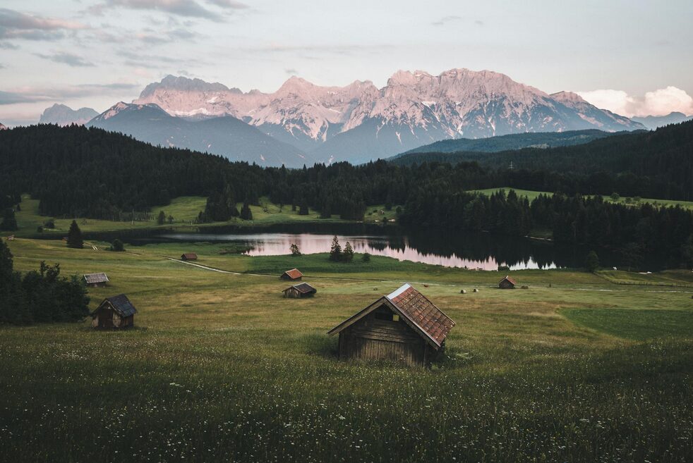 besetzung von die zwillingsschwestern aus tirol