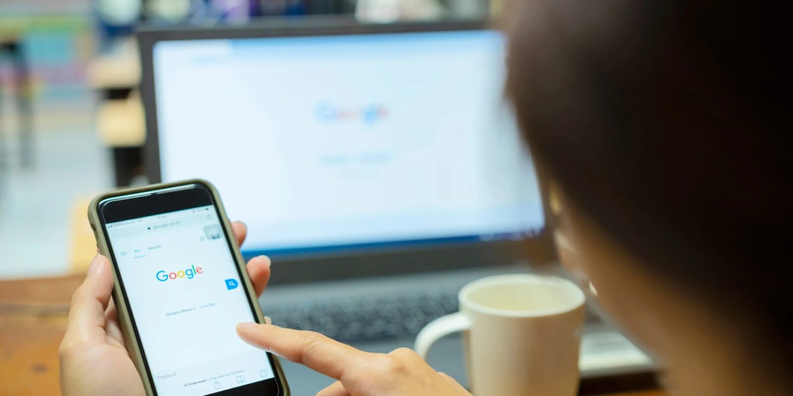 Wie alt ist Google Die 25 Jahre alte Erfolgsgeschichte der Suchmaschine 