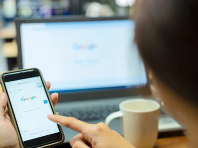 Wie alt ist Google Die 25 Jahre alte Erfolgsgeschichte der Suchmaschine 